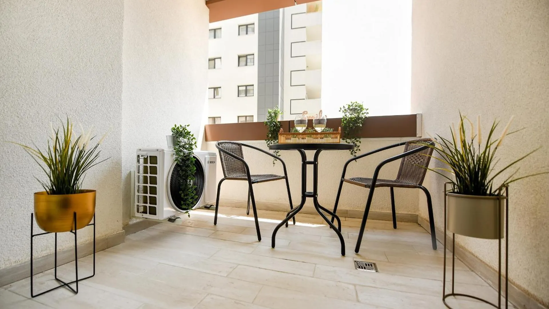 Διαμέρισμα Modern Studios In Nerva Traian - Contemporary Living At Its Finest Βουκουρέστι