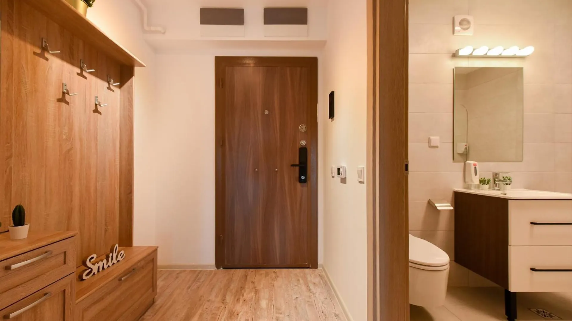 Modern Studios In Nerva Traian - Contemporary Living At Its Finest Βουκουρέστι 0*,