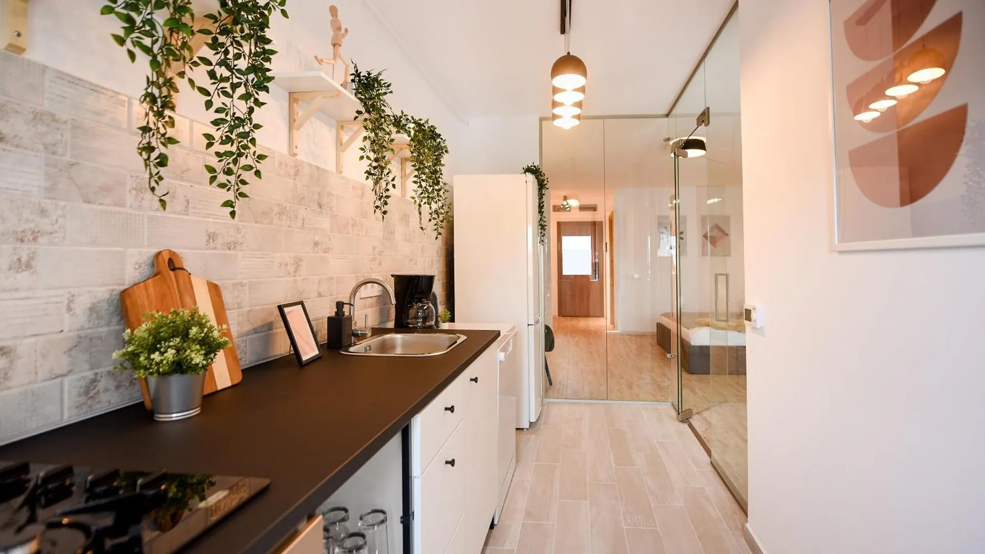 Modern Studios In Nerva Traian - Contemporary Living At Its Finest Βουκουρέστι