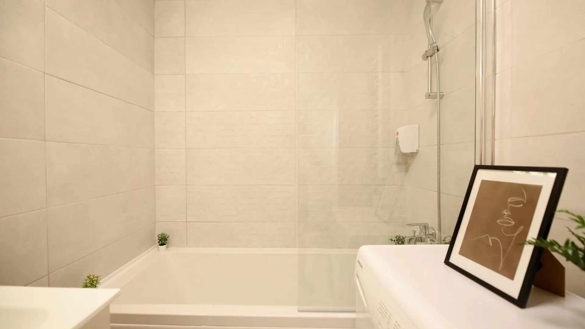 アパート Modern Studios In Nerva Traian - Contemporary Living At Its Finest ブカレスト