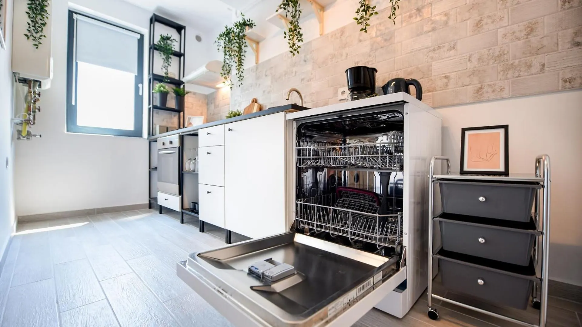 Modern Studios In Nerva Traian - Contemporary Living At Its Finest ブカレスト アパート