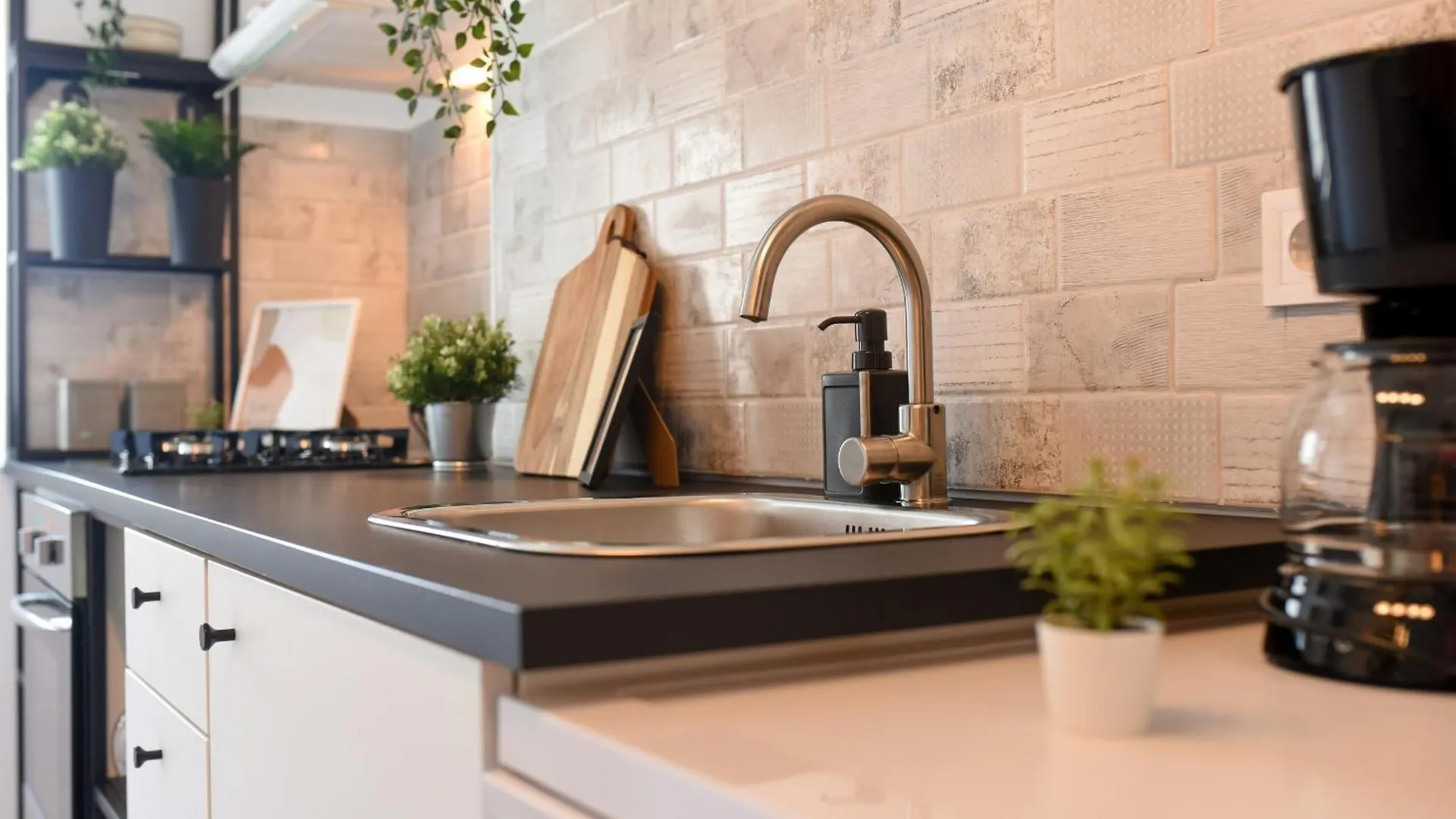 Modern Studios In Nerva Traian - Contemporary Living At Its Finest ブカレスト ルーマニア